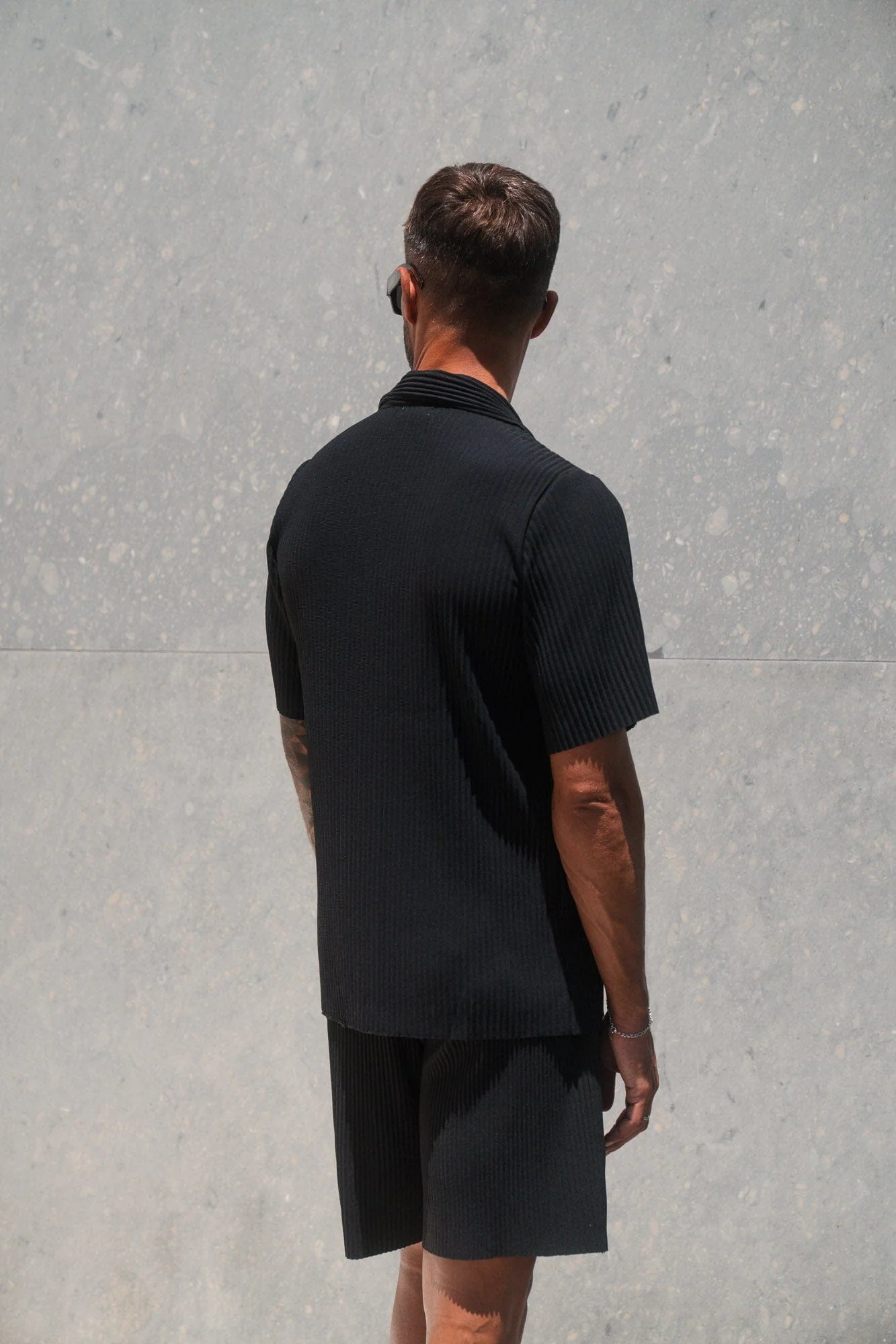 Black Pleated S/S Resort Shirt - Image 5