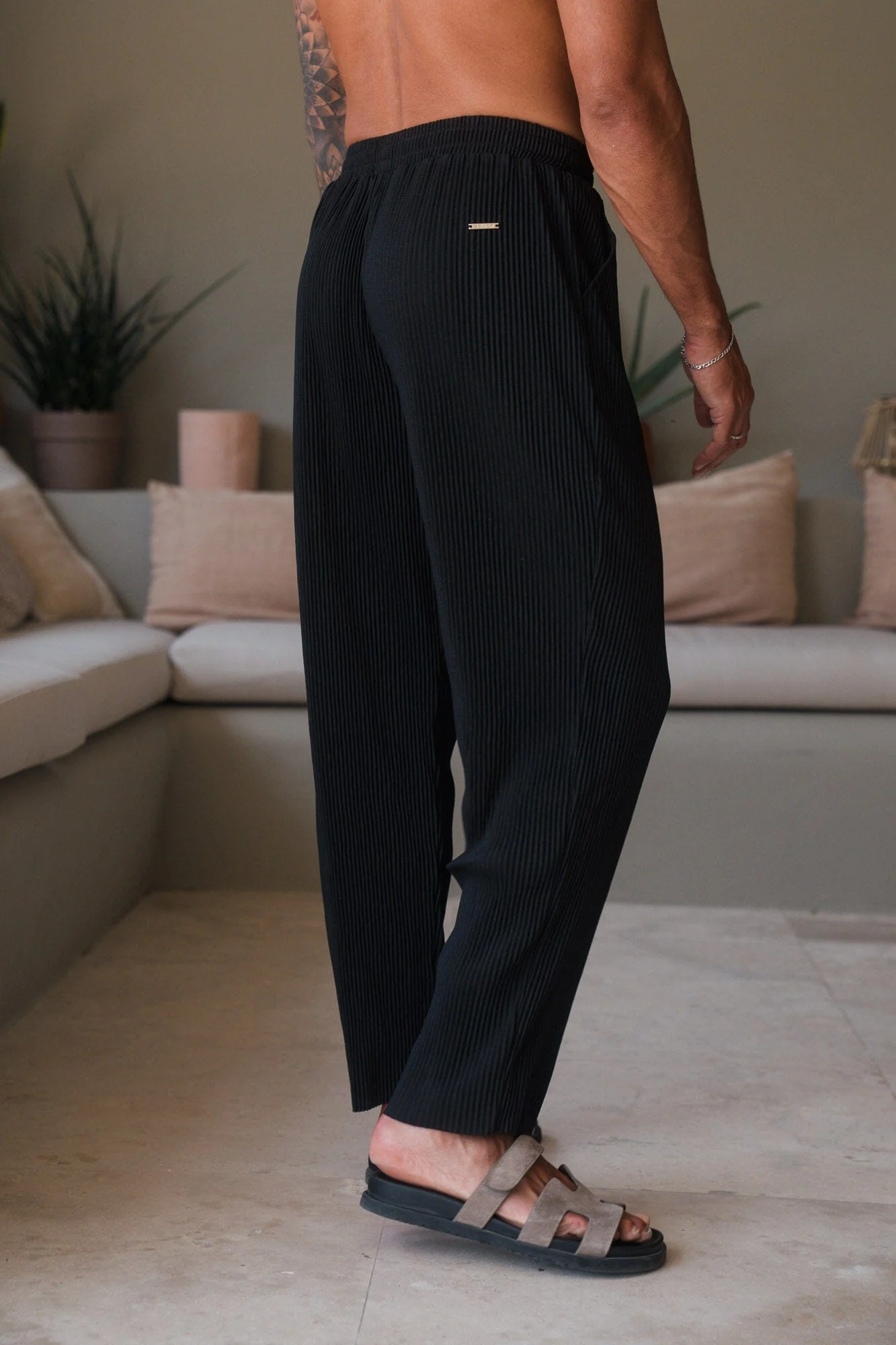 Black Pleated Trouser - Image 5