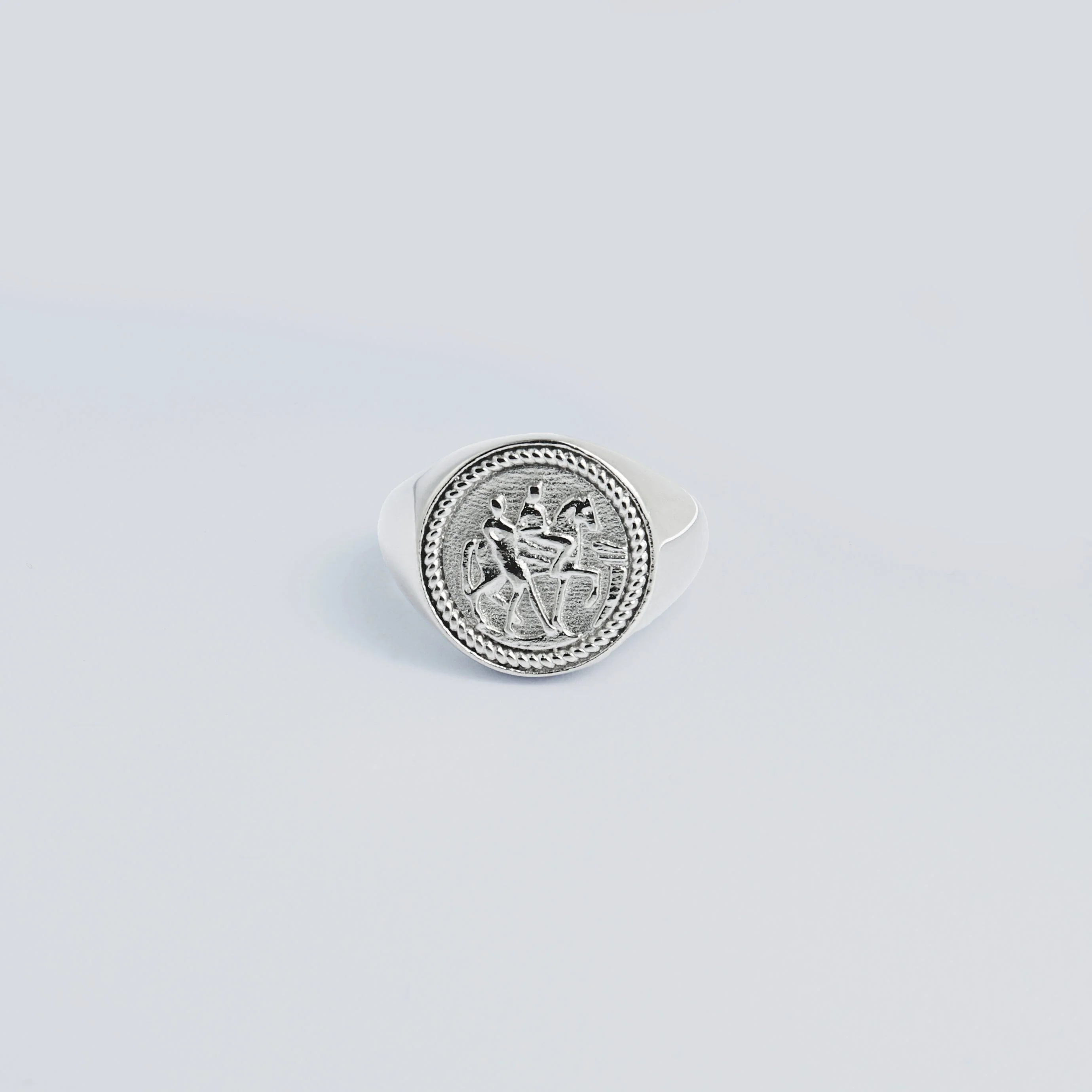 Silver Signet Ring - Image 4